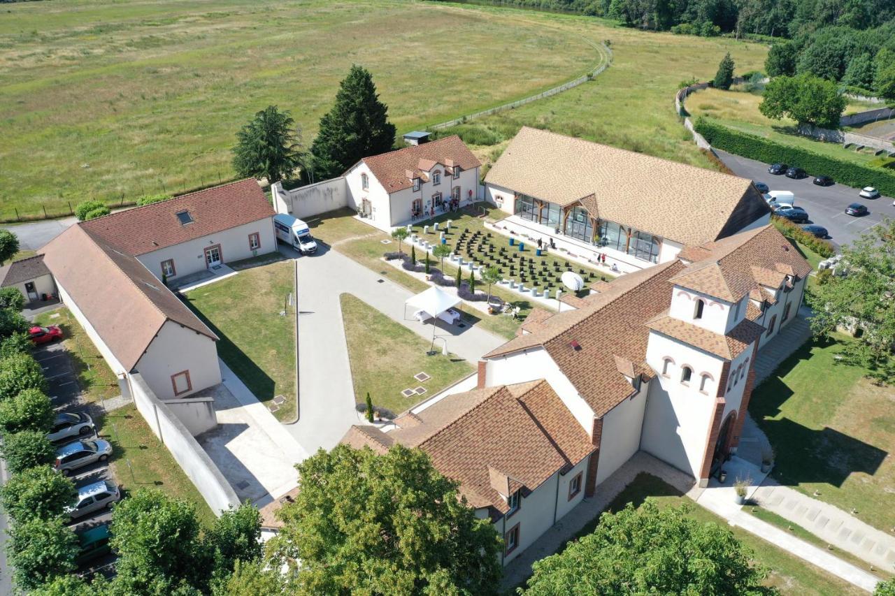 ホテル Domaine De Fremigny Bouray-sur-Juine エクステリア 写真