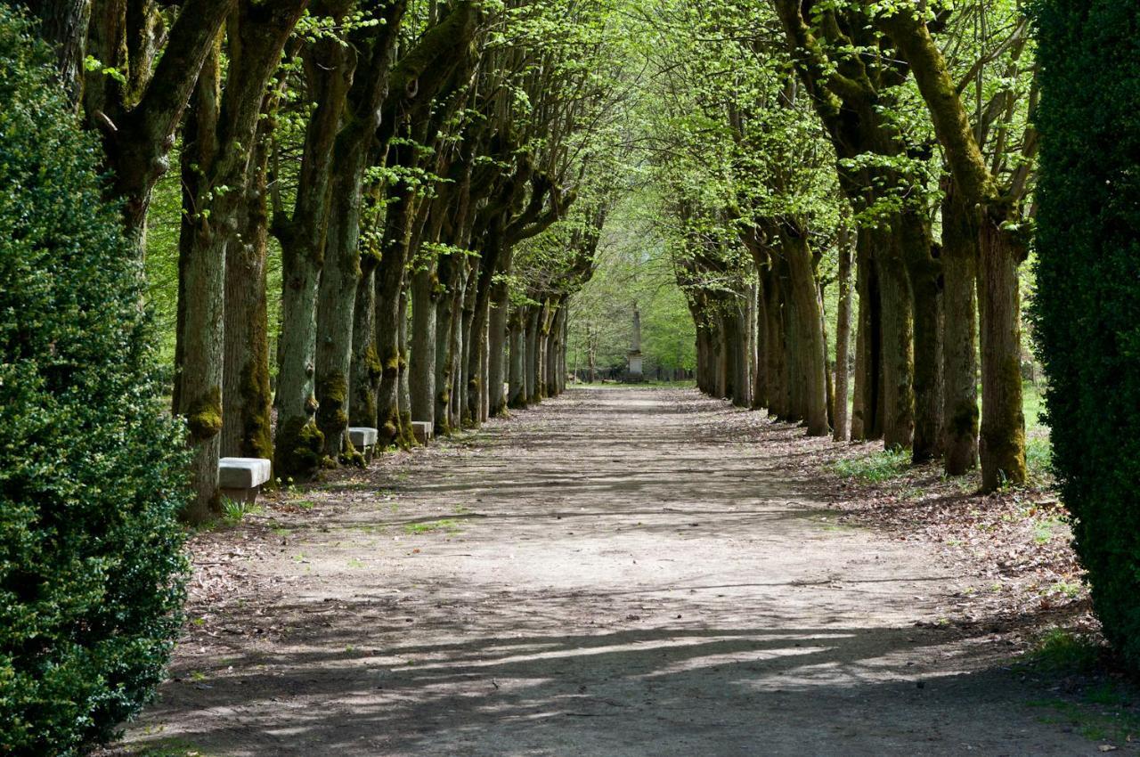ホテル Domaine De Fremigny Bouray-sur-Juine エクステリア 写真